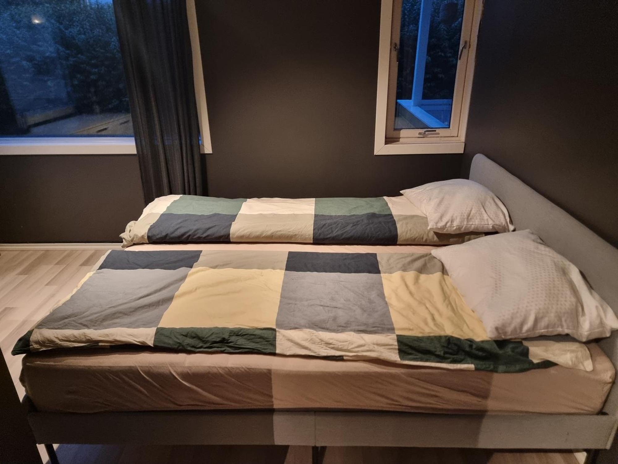 Spacious And With A Private Garden, Free Parking And Ev Recharging Leilighet